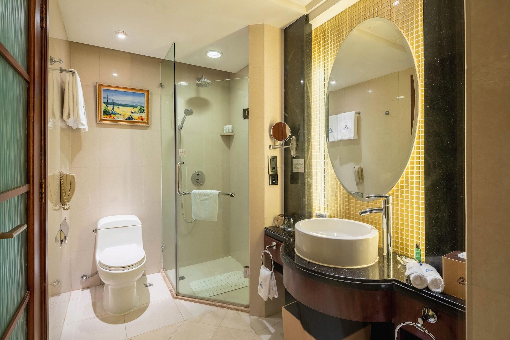 โรงแรม โรงแรมแกรนด์ สกายไลท์ การ์เด้น