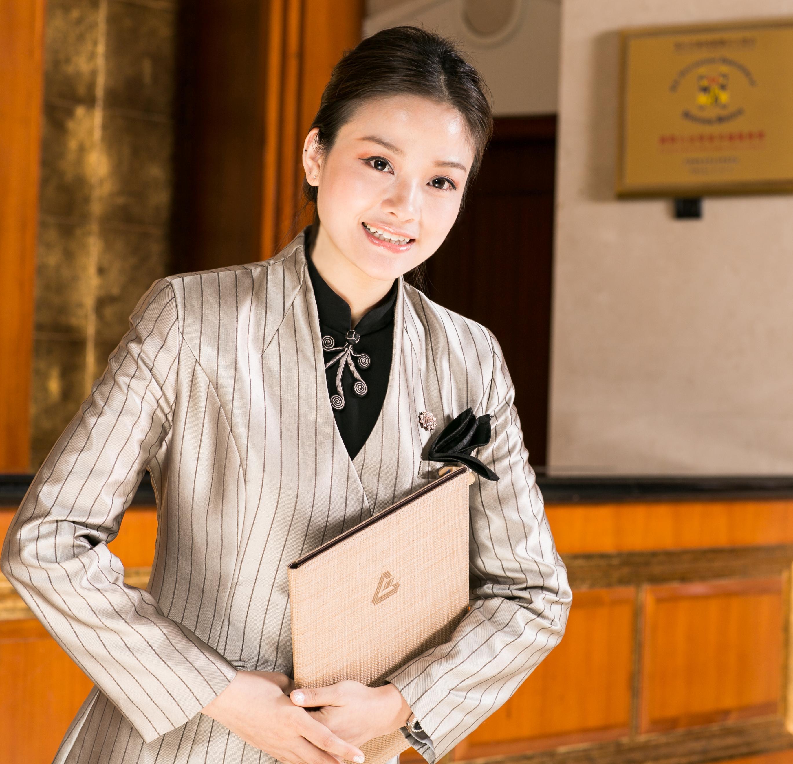 โรงแรมแกรนด์ สกายไลท์ การ์เด้น โรงแรม 5*