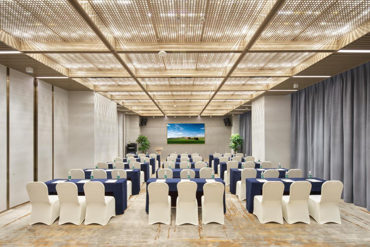 Hotel Grand Skylight Garden 5*