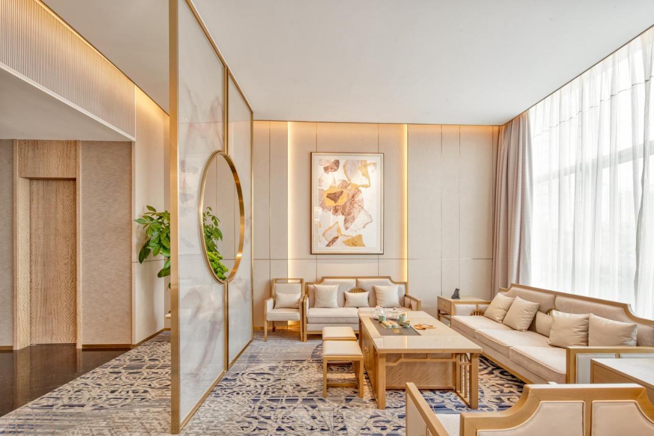 Hotel Grand Skylight Garden 5*