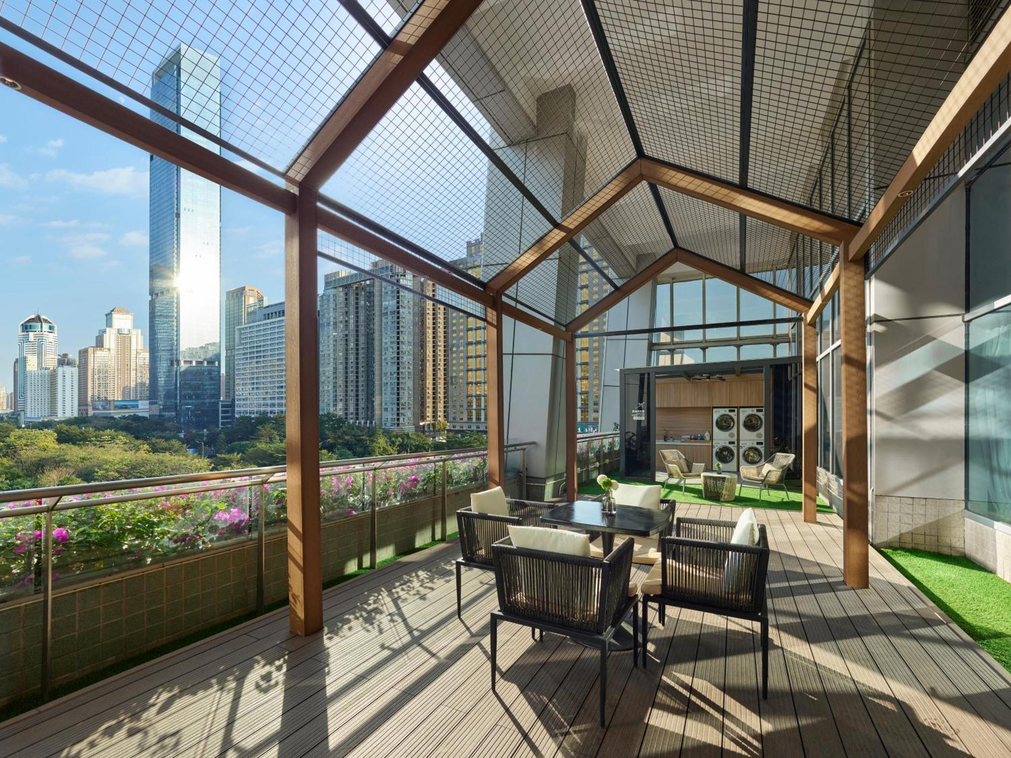 Grand Skylight Garden 5*