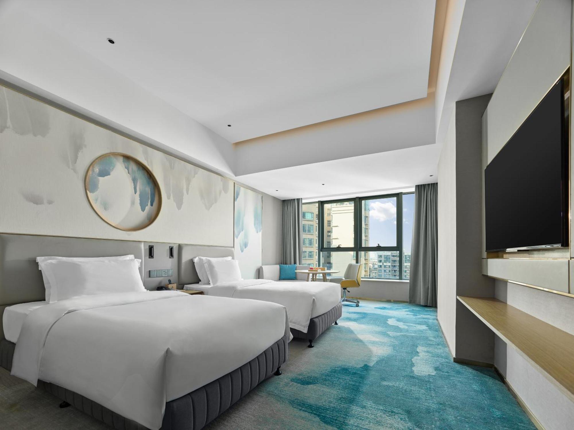Grand Skylight Garden Hotel 5*